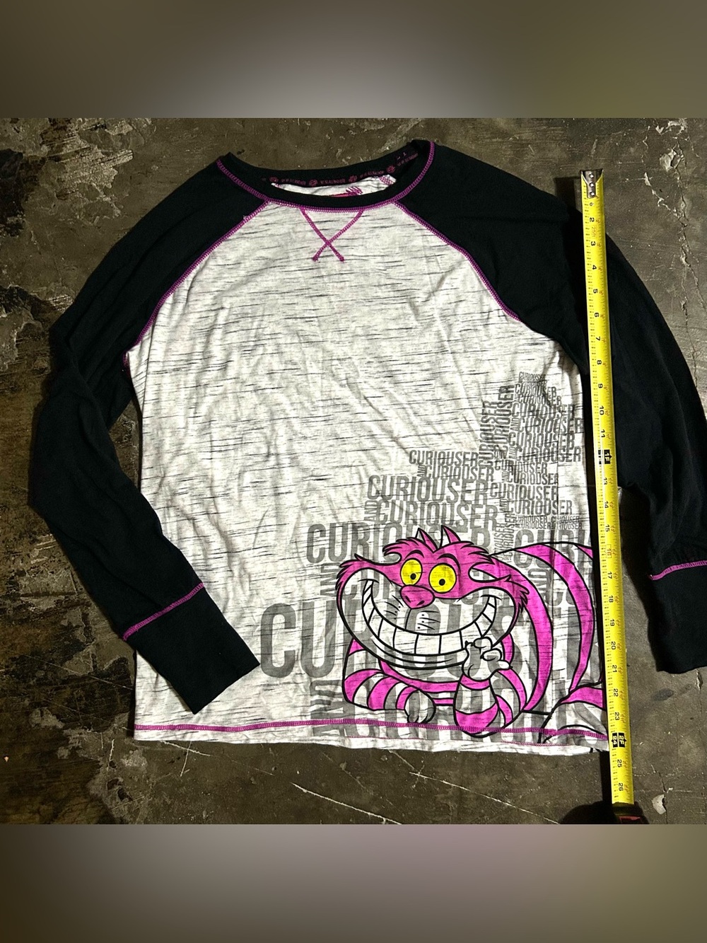 LARGE Official Disney Store Alice in Wonderland Cheshire Cat Raglan Shirt - Picture 4 of 7